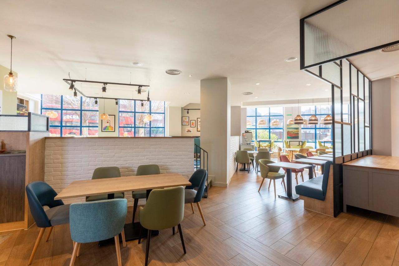 Holiday Inn London Sutton By Ihg Exteriör bild