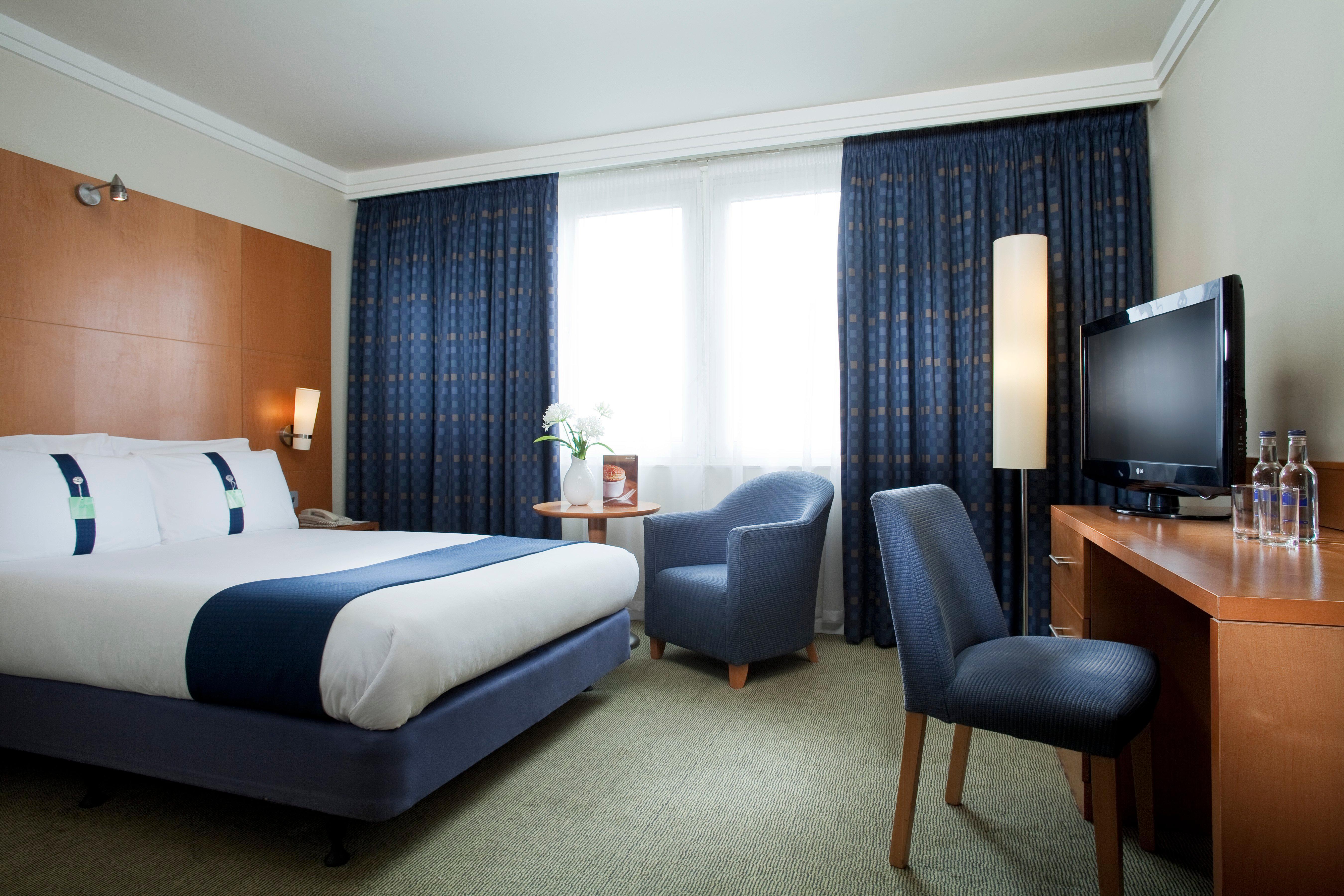 Holiday Inn London Sutton By Ihg Exteriör bild
