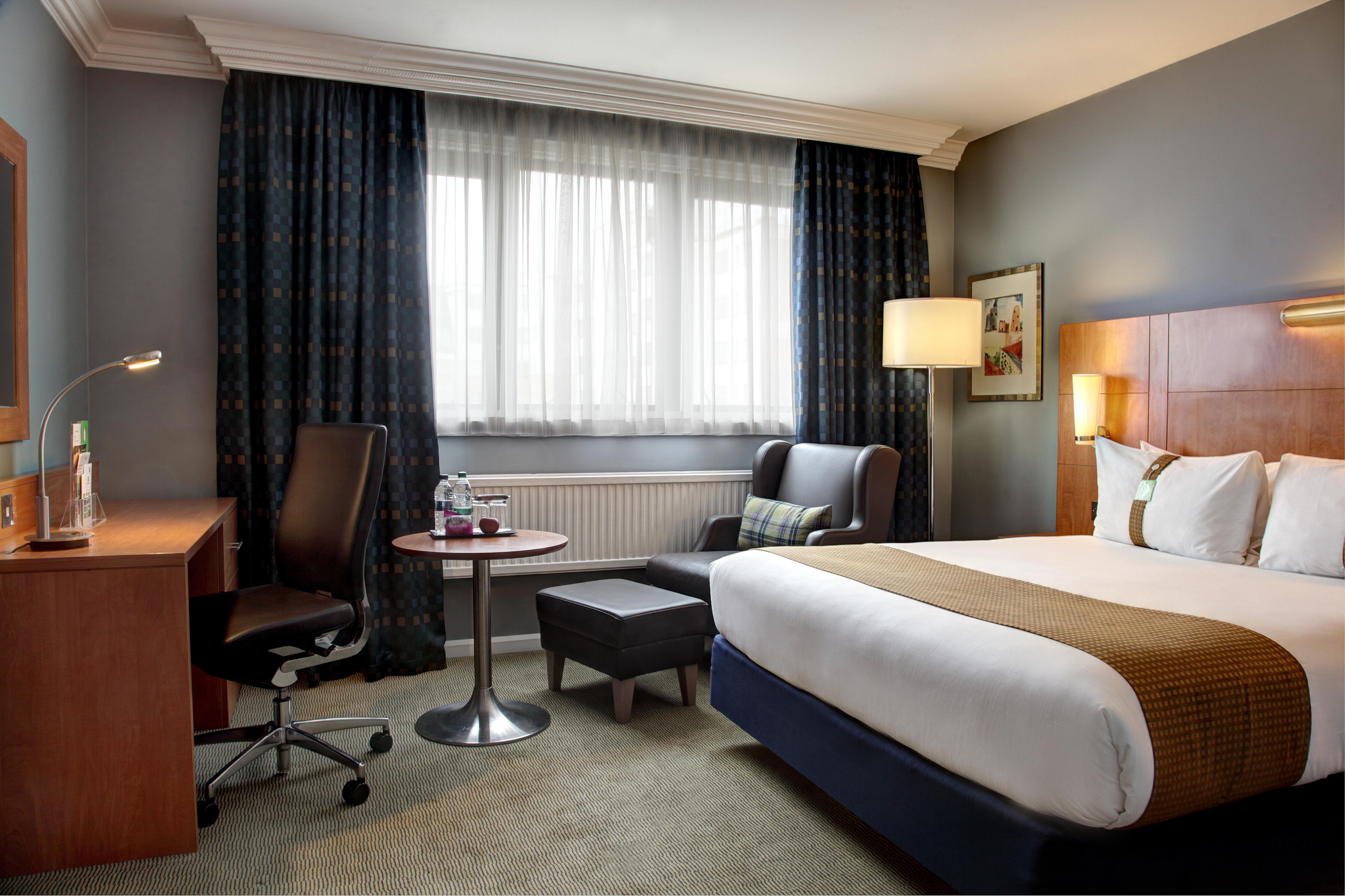 Holiday Inn London Sutton By Ihg Exteriör bild